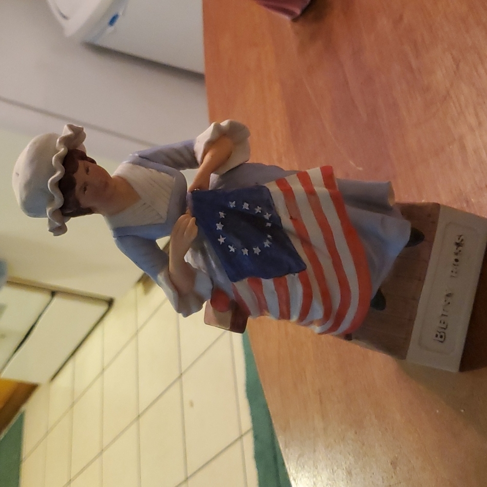 McCormick Distilling Company Whiskey Decanter,  Betsy Ross